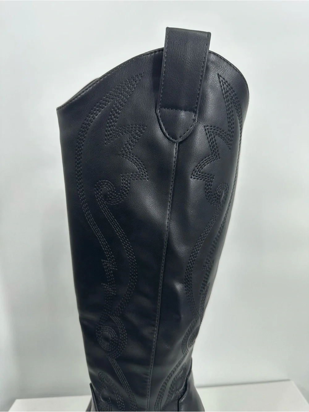 Dream Pairs details brand